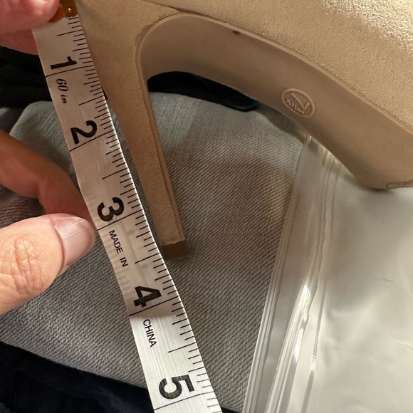 Pumps - Picture 6 of 6